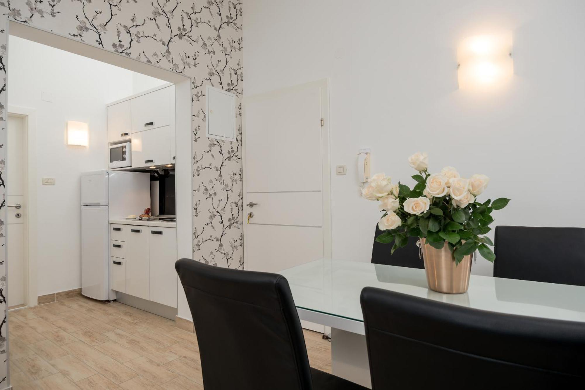 Apartments And Rooms With Parking Space Rogoznica - 10339 Rogoznica (Sibenik-Knin) Quarto foto